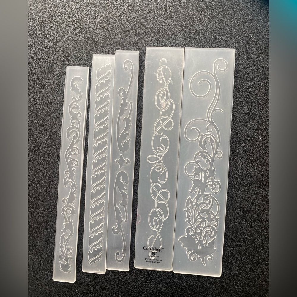 Cuttlebug Embossing Borders Set - Picture 3 of 3